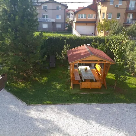Nea Ilidza *